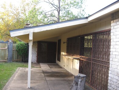 15815 Danford Dr, Houston, TX 77053 - photo 4