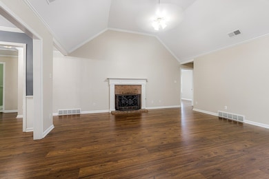 1102 Mirror Lake Ln, Cordova, TN 38018 - photo 6