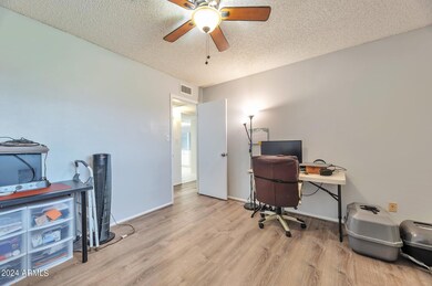 2033 W Elm St, Phoenix, AZ 85015 - photo 7