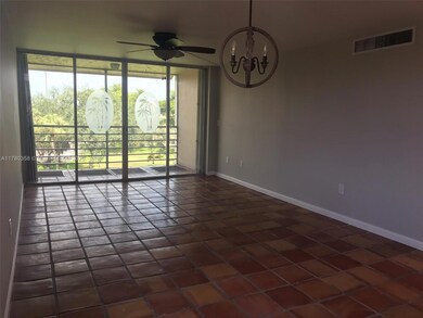 Living/Dining Area