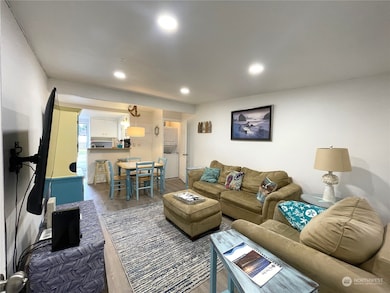 759 Ocean Shores Blvd NW unit D, Ocean Shores, WA 98569 - photo 6