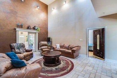 1057 Smede Hwy-4