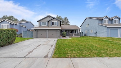 2327 N Rhode Island St, Kennewick, WA 99336 - photo 4