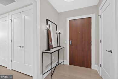 10 Bakers Walk unit 401, Alexandria, VA 22314 - photo 7