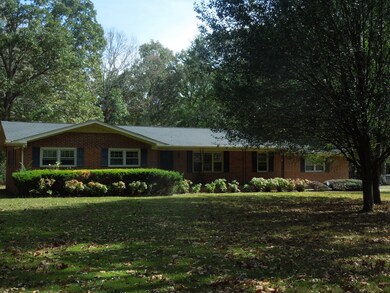 1400 Kennedy Dr, Manchester, TN 37355 - photo 2