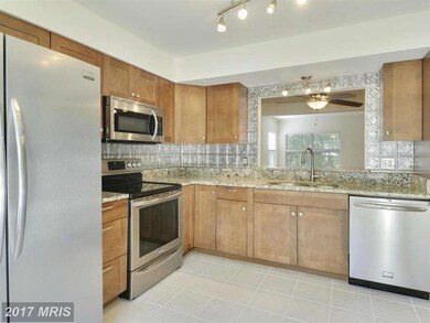 11554 Summer Oak Dr, Germantown, MD 20874 - photo 4