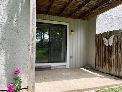 13725 W 58th Terrace unit 4, Shawnee, KS 66216 - photo 3