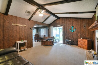 1384 Poppy Ln, New Braunfels, TX 78130 - photo 4