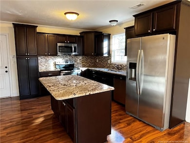 289 Lemont Dr, Fayetteville, NC 28303 - photo 5