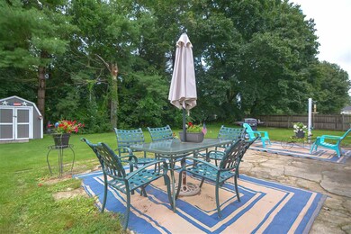 17 Henderson Cir, Salem, NH 03079 - photo 5