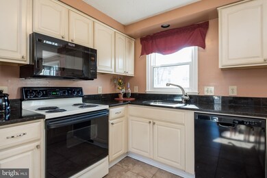 8303 Falcon Point St, Laurel, MD 20708 - photo 7