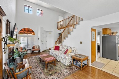 18352 Keswick St unit 2, Reseda, CA 91335 - photo 5