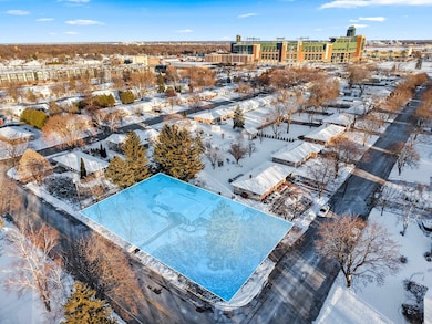 2025 Orrie Ln, Green Bay, WI 54304 - photo 2