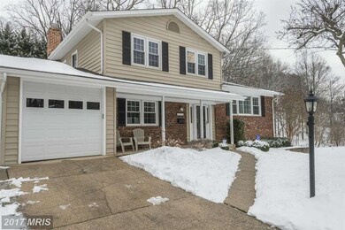 5227 Russett Rd, Rockville, MD 20853 - photo 2