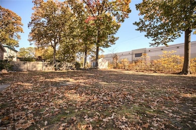 47 Azalea Dr, Hampton, VA 23669 - photo 2