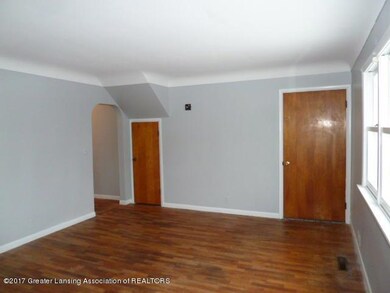Brook Living Room3