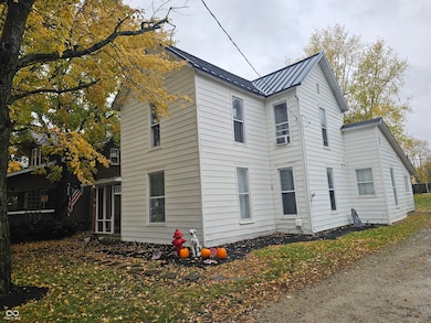 403 N Main St, Farmland, IN 47340 - photo 3