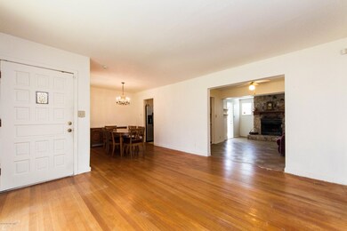 2135 Ronald Ln, Jacksonville, FL 32216 - photo 7