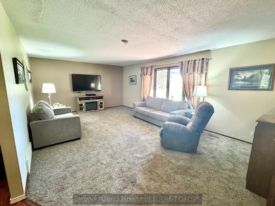 1004 Worms Rd, Grand Island, NE 68801 - photo 5