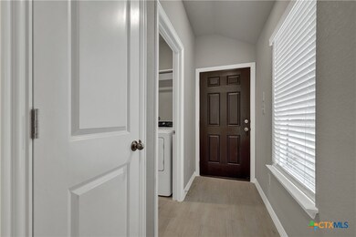 869 Farmhouse Trail, New Braunfels, TX 78130 - photo 3