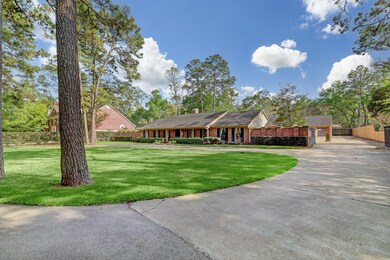 349 Knipp Rd, Houston, TX 77024 - photo 2