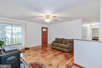 5287 N Williams Creek Dr, King George, VA 22485 - photo 3