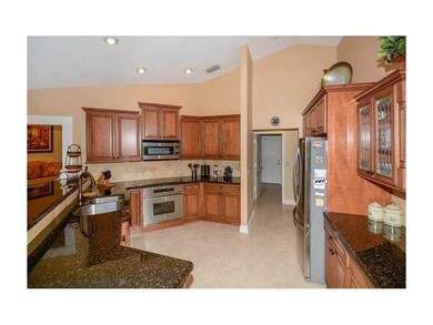 1023 Creekford Dr, Weston, FL 33326 - photo 4