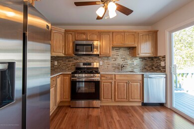 644 Longview Dr, Toms River, NJ 08753 - photo 3