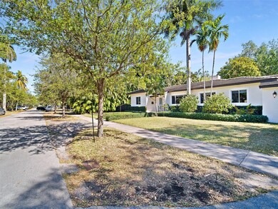 330 Viscaya Ave, Coral Gables, FL 33134 - photo 4