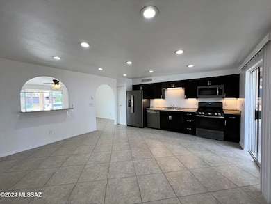 3710 S Treck Place, Tucson, AZ 85730 - photo 7