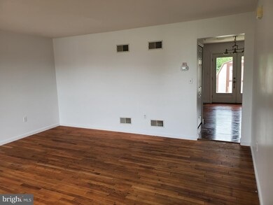 11 Broadwinge Cir, Hamburg, PA 19526 - photo 5