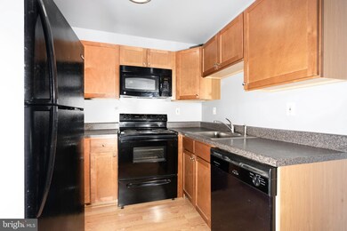 40 Stoney Point Ct, Germantown, MD 20876 - photo 7