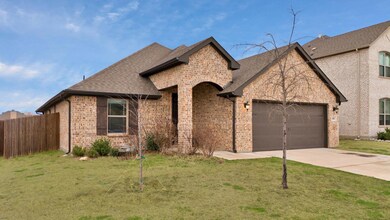 416 Paloma St, Weatherford, TX 76087 - photo 2