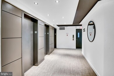 Carriage House unit 303, Washington, DC 20037 - photo 5