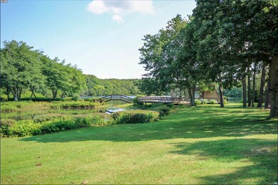 11 Sengekontacket Rd, Oak Bluffs, MA 02557 - photo 6