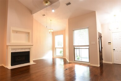 9668 Longmont Dr, Houston, TX 77063 - photo 5