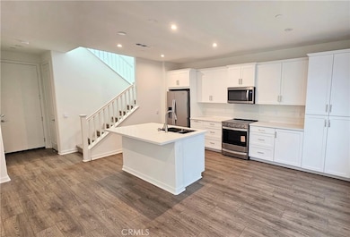 16064 Esparza Ln, Fontana, CA 92336 - photo 3