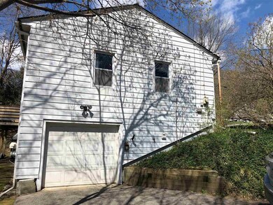 18 Maplewood Ave, Barre, VT 05641 - photo 7