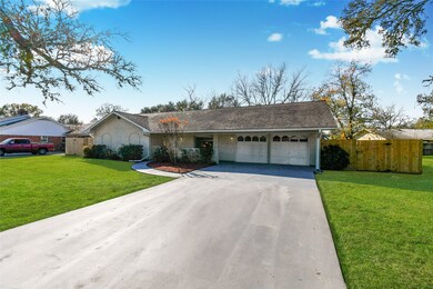 1504 Holly Cir, Richmond, TX 77469 - photo 2