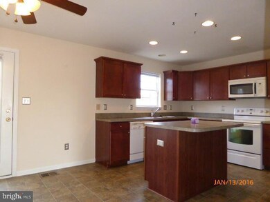 311 Pendleton Ln, Strasburg, VA 22657 - photo 4