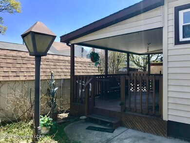 126 E Grant St, McAdoo, PA 18237 - photo 2