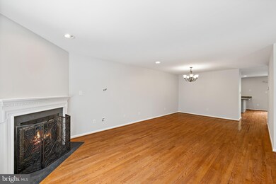 203 Princeton Cir unit 203, Newtown Square, PA 19073 - photo 5