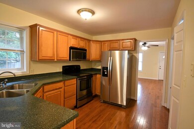 805 W 16th St, Front Royal, VA 22630 - photo 3