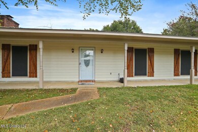 04-2738 Sycamore Cove N