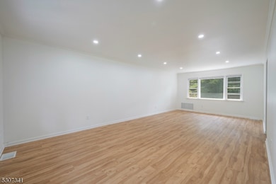 20 Whitewood Dr, Morris Plains, NJ 07950 - photo 6