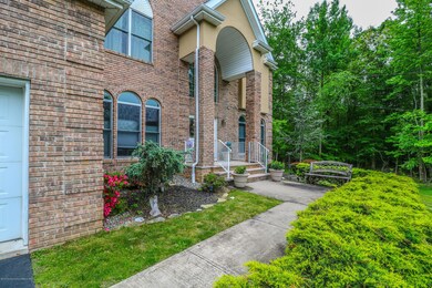 Front Walkway 1