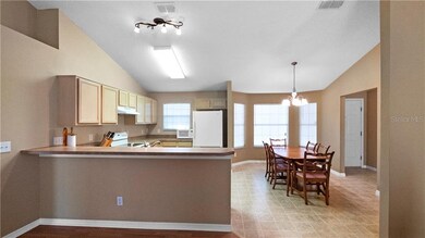 Kitchen/Dining