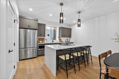 1721 S Rock View Ln, Boise, ID 83705 - photo 2