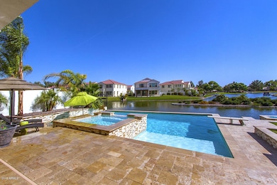 Pool & Spa
