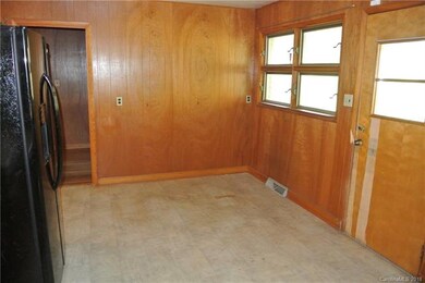 26 McKinnish Cove Rd, Asheville, NC 28806 - photo 6